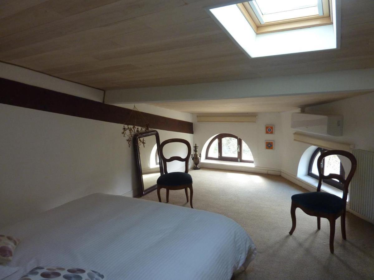 Bed and Breakfast Beaux Chenes Nérac Esterno foto