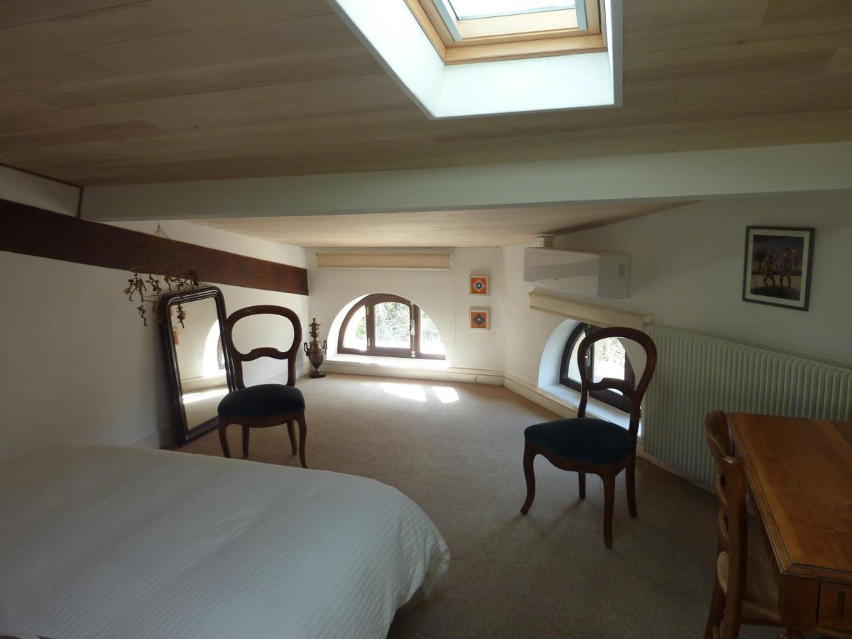 Bed and Breakfast Beaux Chenes Nérac Esterno foto