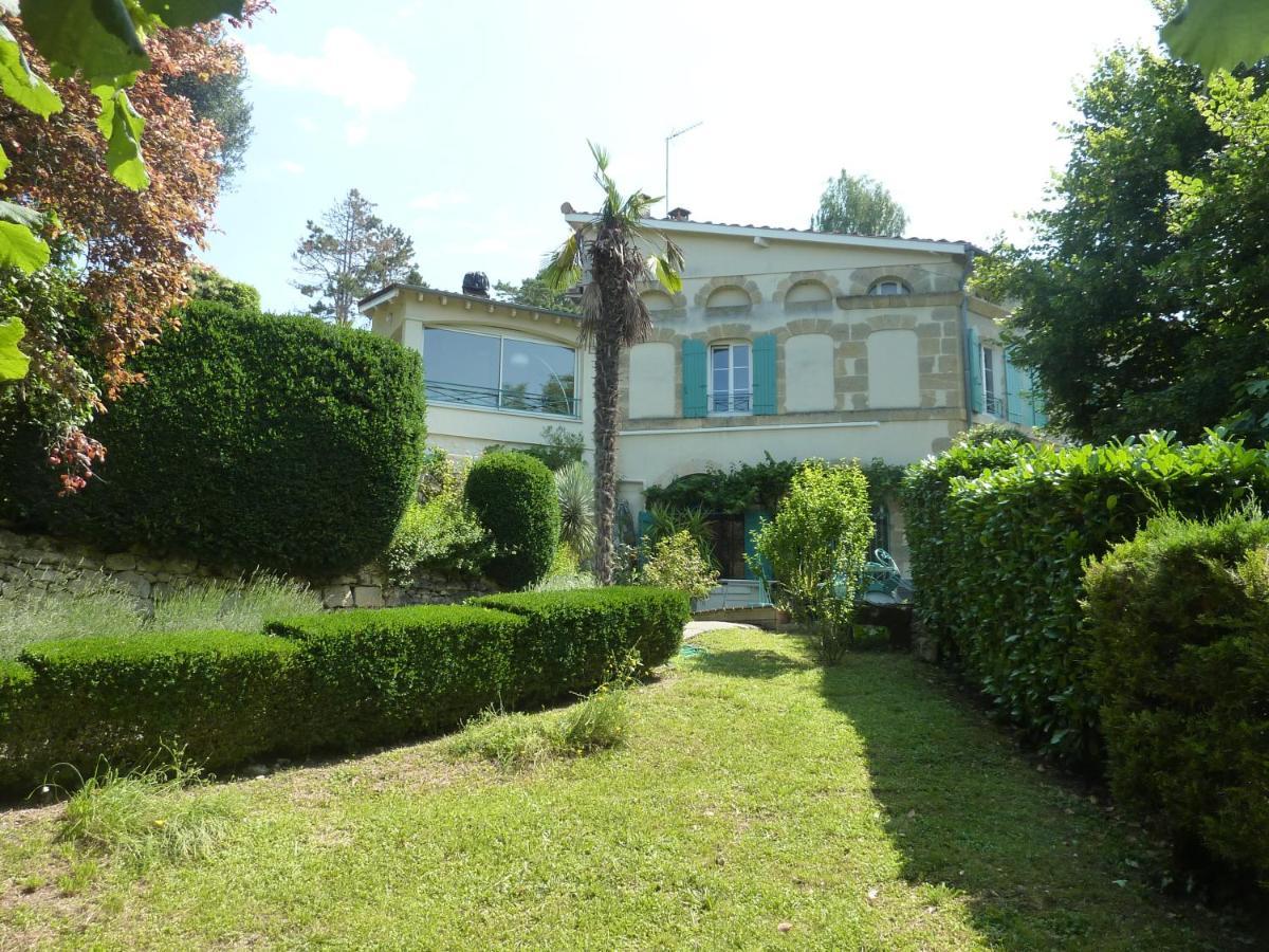 Bed and Breakfast Beaux Chenes Nérac Esterno foto