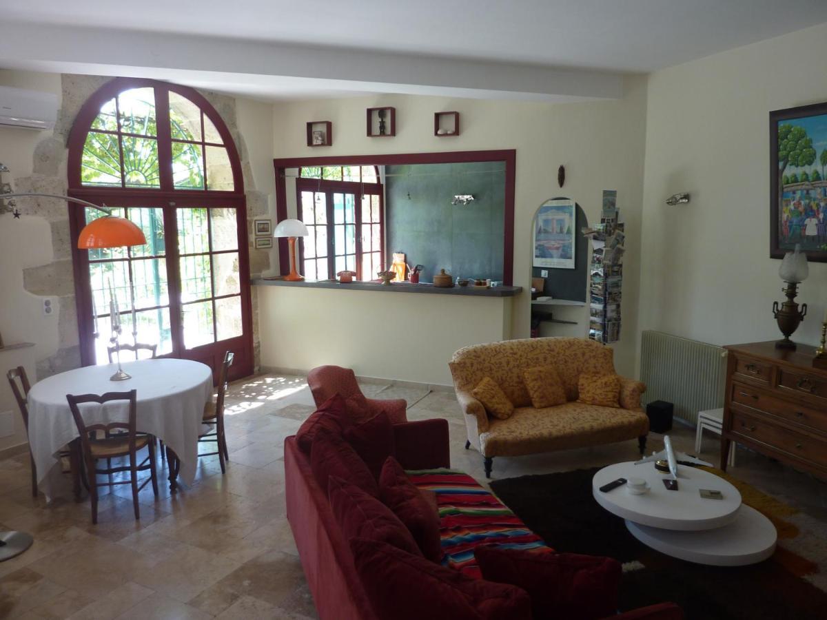 Bed and Breakfast Beaux Chenes Nérac Esterno foto