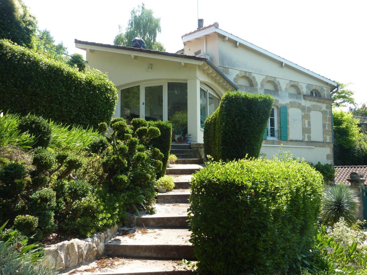 Bed and Breakfast Beaux Chenes Nérac Esterno foto
